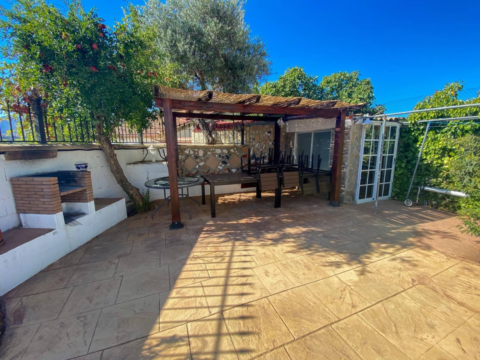 6 sovrum Villa till salu i Jatar med pool - 250 000 € (Ref: 8233246)