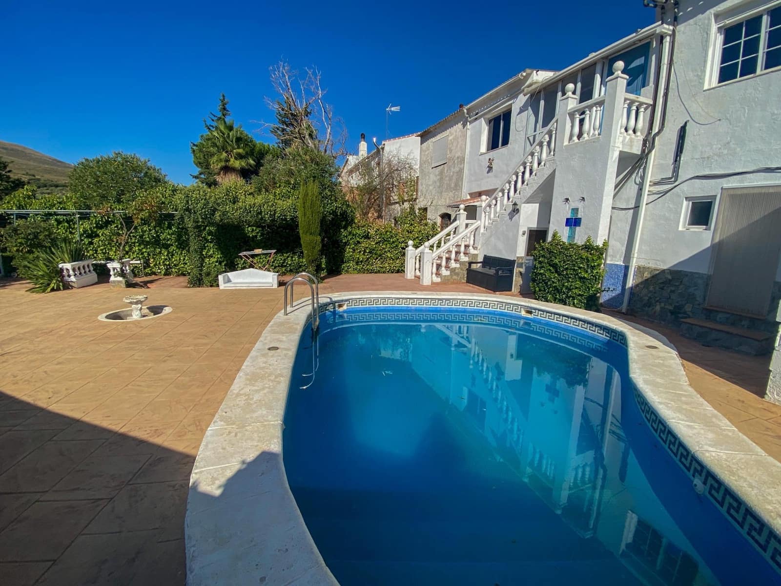 6 sovrum Villa till salu i Jatar med pool - 250 000 € (Ref: 8233246)