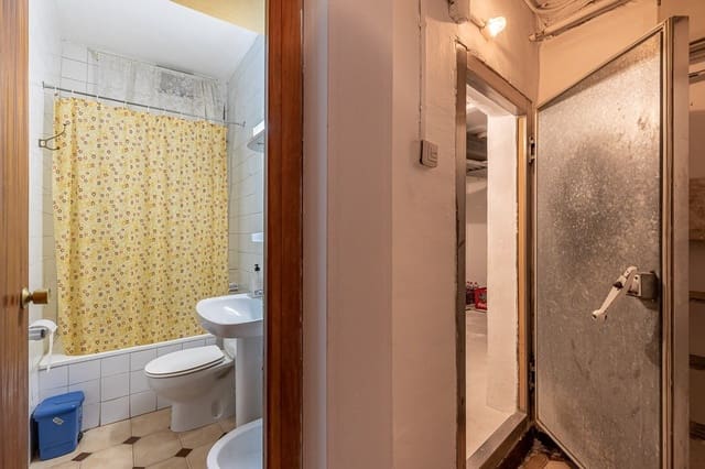 19 bedroom Commercial for sale in Lanjarón - € 380,000 (Ref: 8234033)