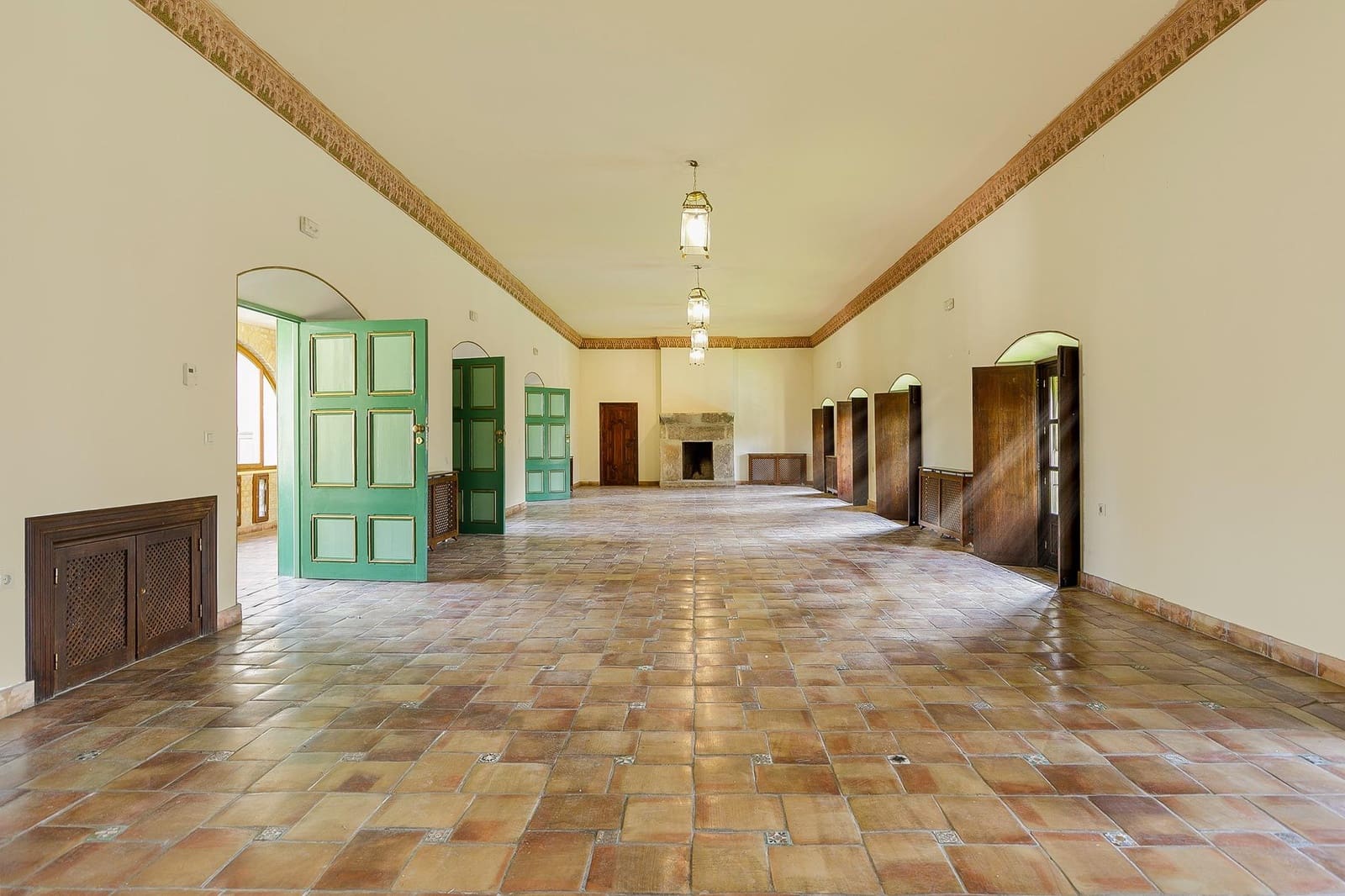 20 soveværelse Finca/Landehus til salg i Fuente Vaqueros med swimmingpool garage - € 3.450.000 (Ref: 8245044)