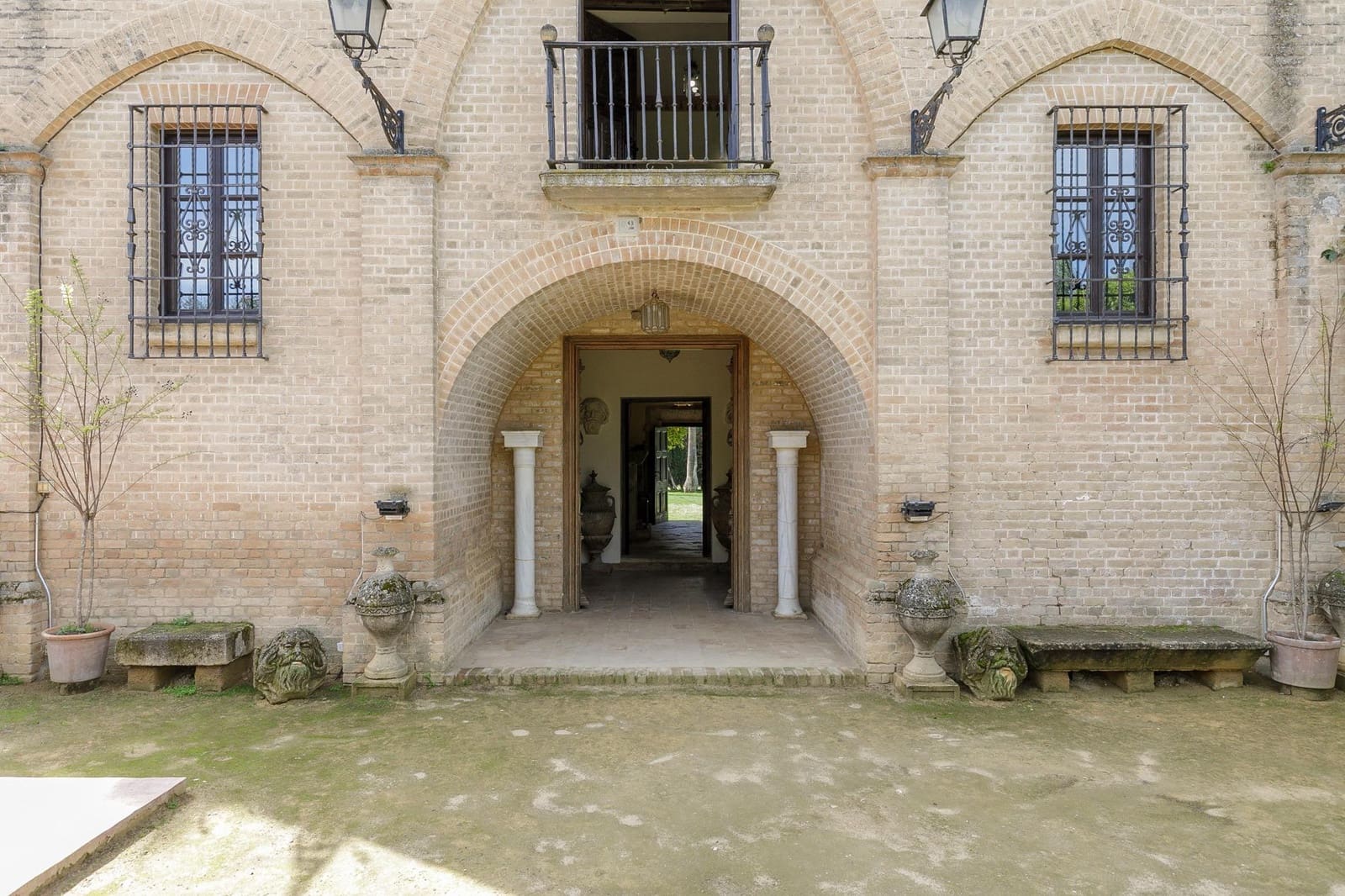 20 soveværelse Finca/Landehus til salg i Fuente Vaqueros med swimmingpool garage - € 3.450.000 (Ref: 8245044)