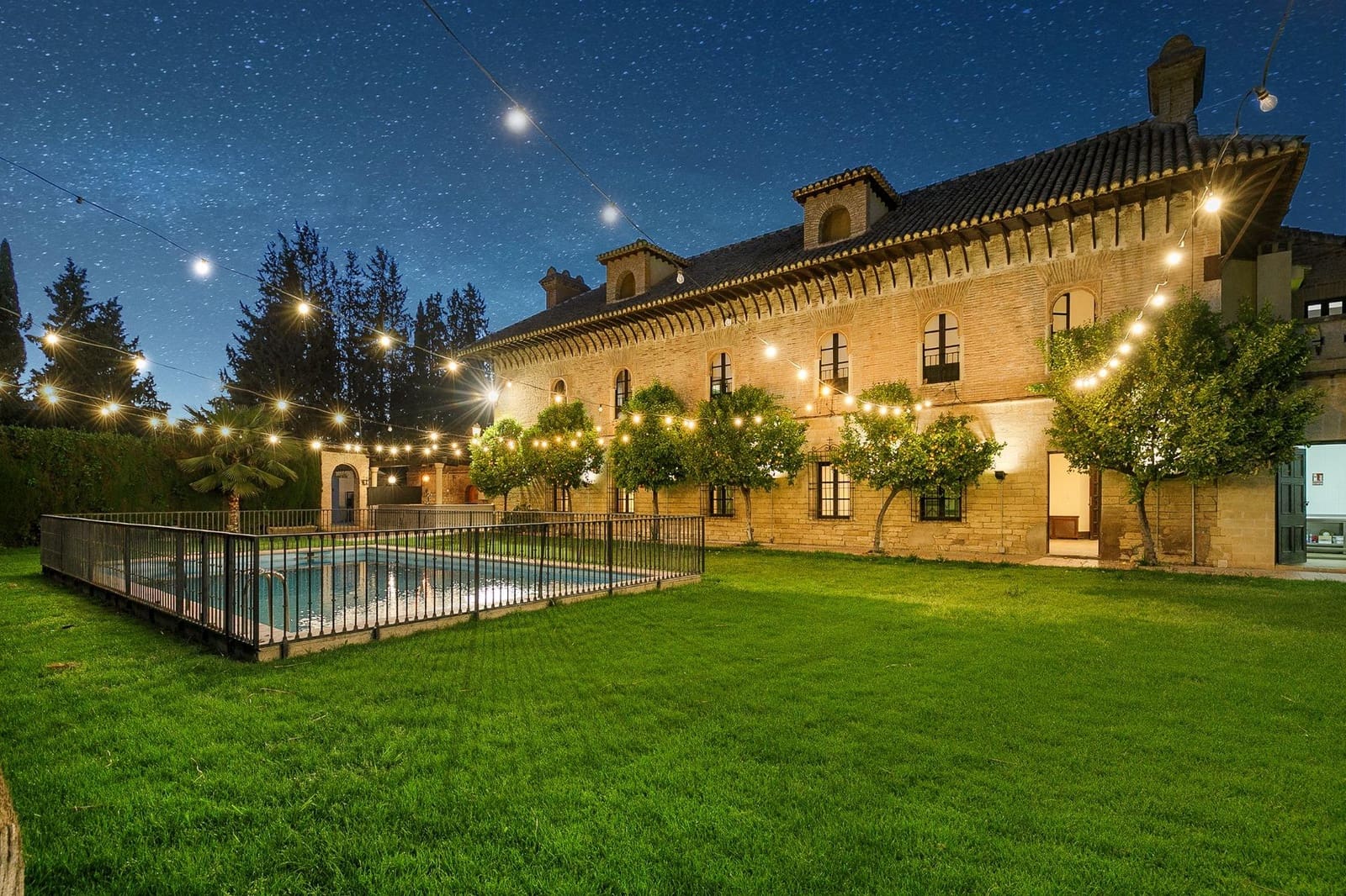 20 soveværelse Finca/Landehus til salg i Fuente Vaqueros med swimmingpool garage - € 3.450.000 (Ref: 8245044)