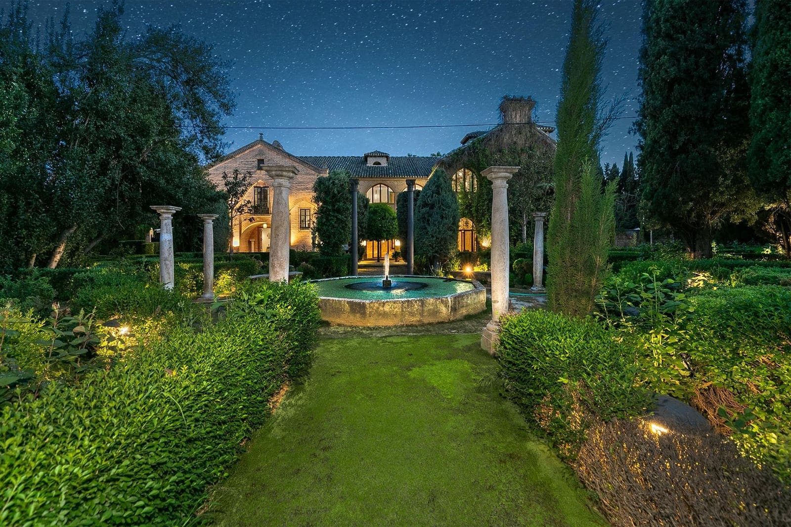 20 soveværelse Finca/Landehus til salg i Fuente Vaqueros med swimmingpool garage - € 3.450.000 (Ref: 8245044)