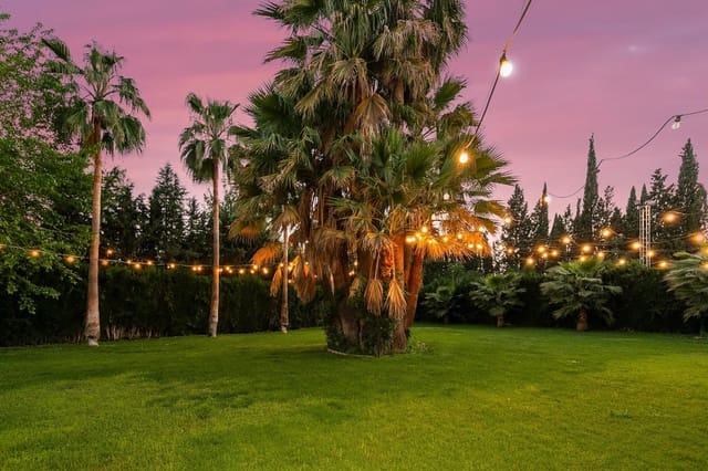 20 soveværelse Finca/Landehus til salg i Fuente Vaqueros med swimmingpool garage - € 3.450.000 (Ref: 8245044)