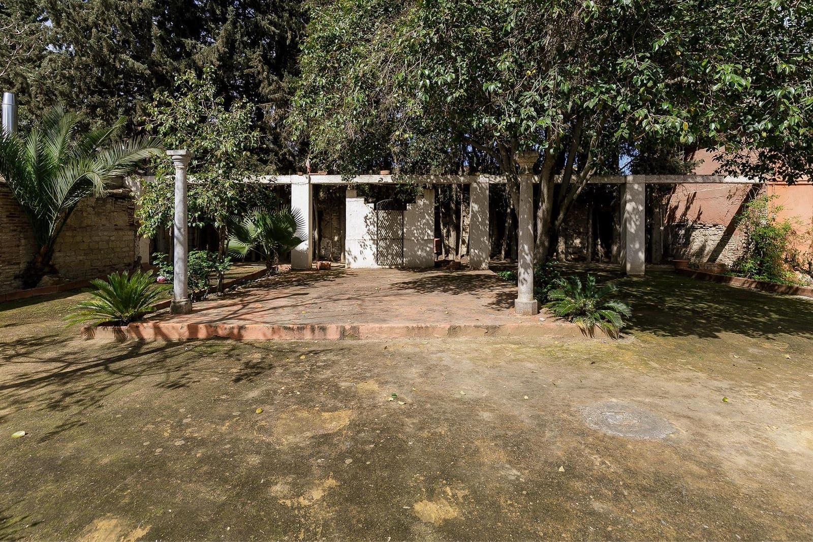 20 soveværelse Finca/Landehus til salg i Fuente Vaqueros med swimmingpool garage - € 3.450.000 (Ref: 8245044)