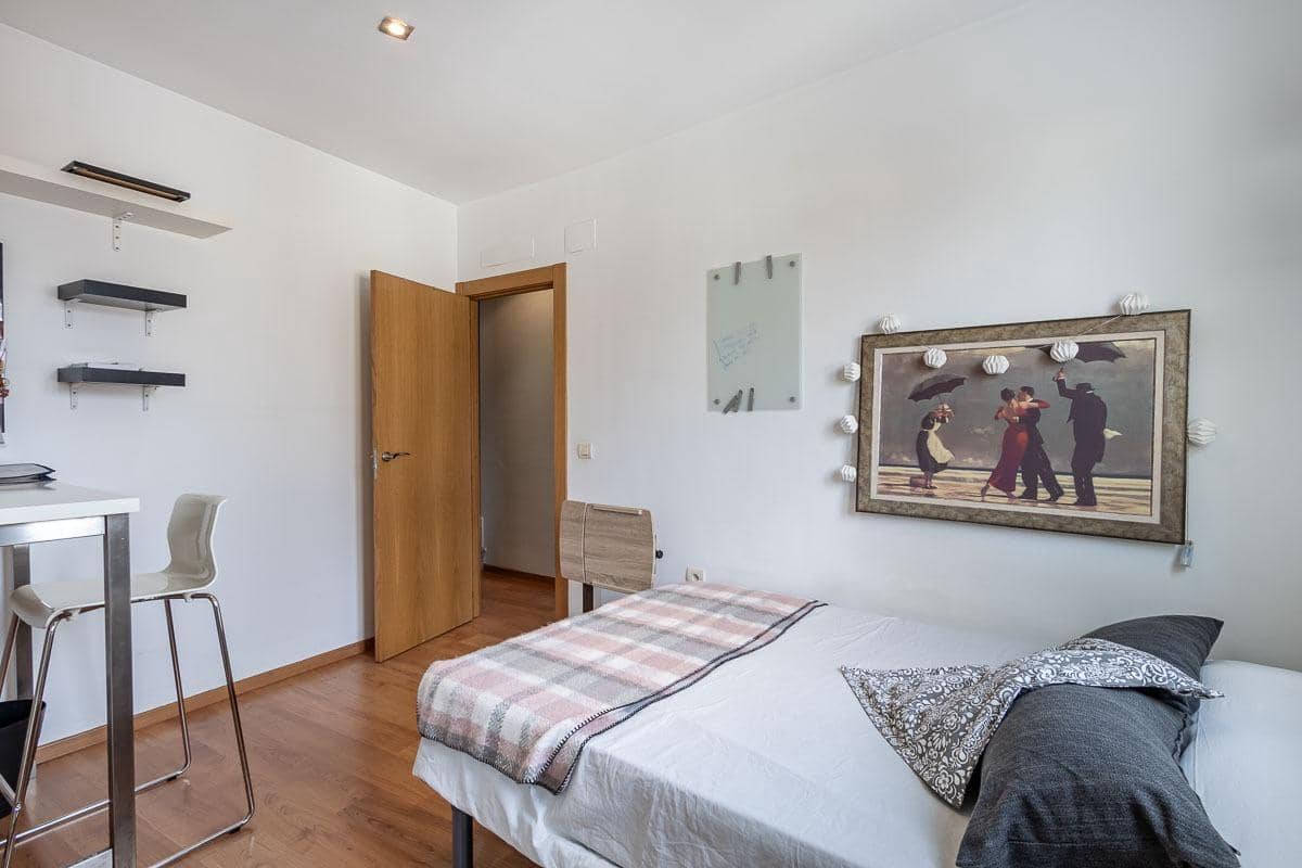 3 soveværelse Villa til salg i Granada by med garage - € 690.000 (Ref: 8418004)