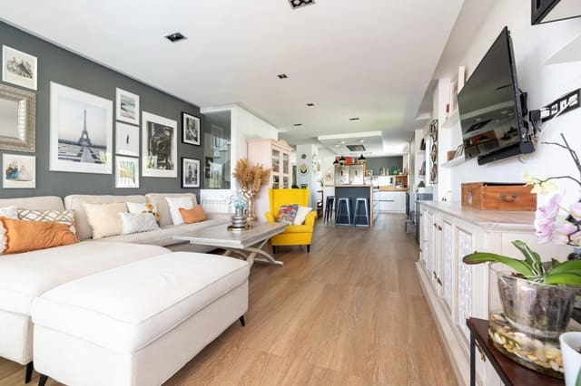 3 bedroom Villa for sale in Otura with pool garage - € 545,000 (Ref: 8455756)