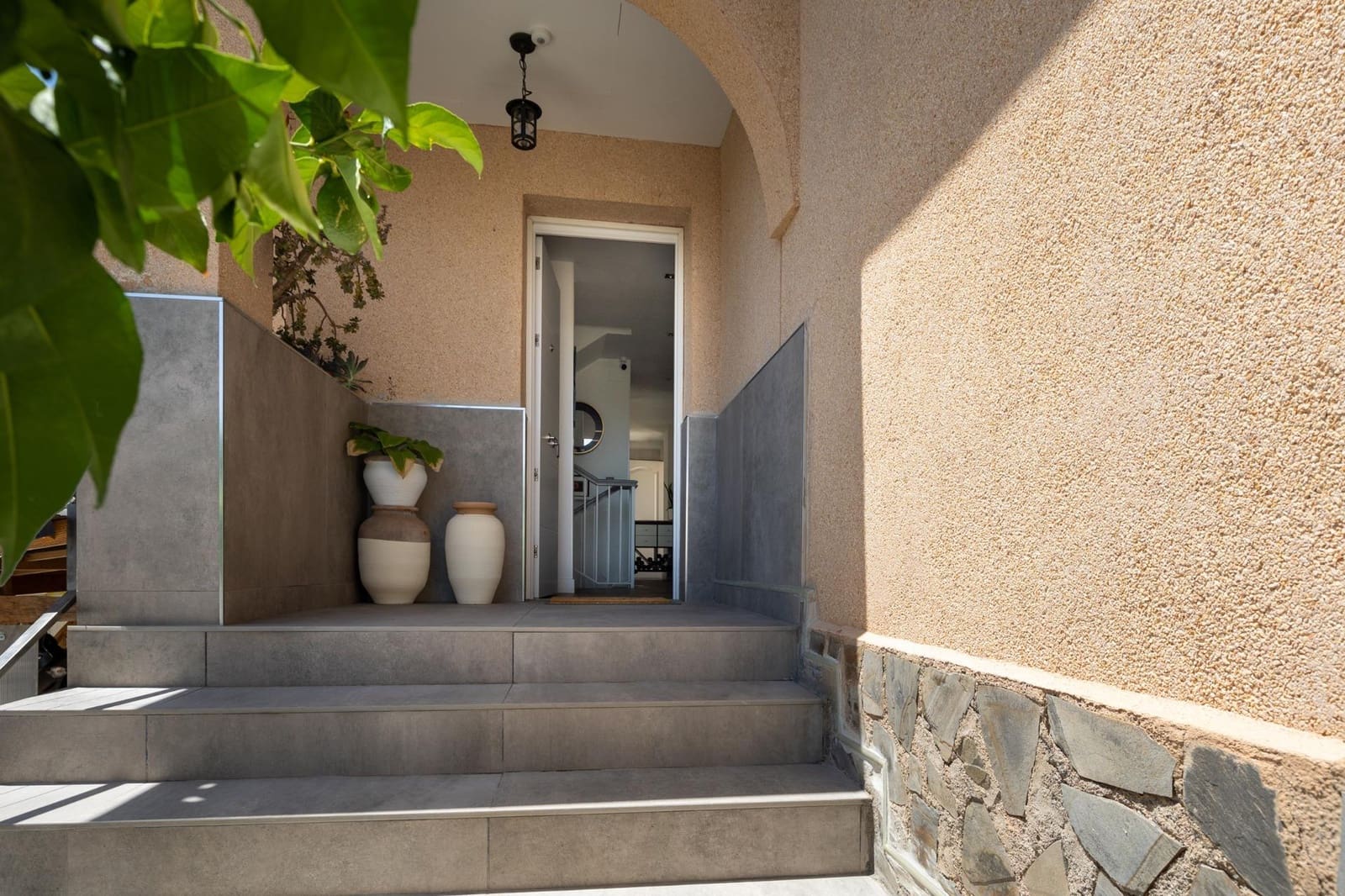 3 bedroom Villa for sale in Otura with pool garage - € 545,000 (Ref: 8455756)