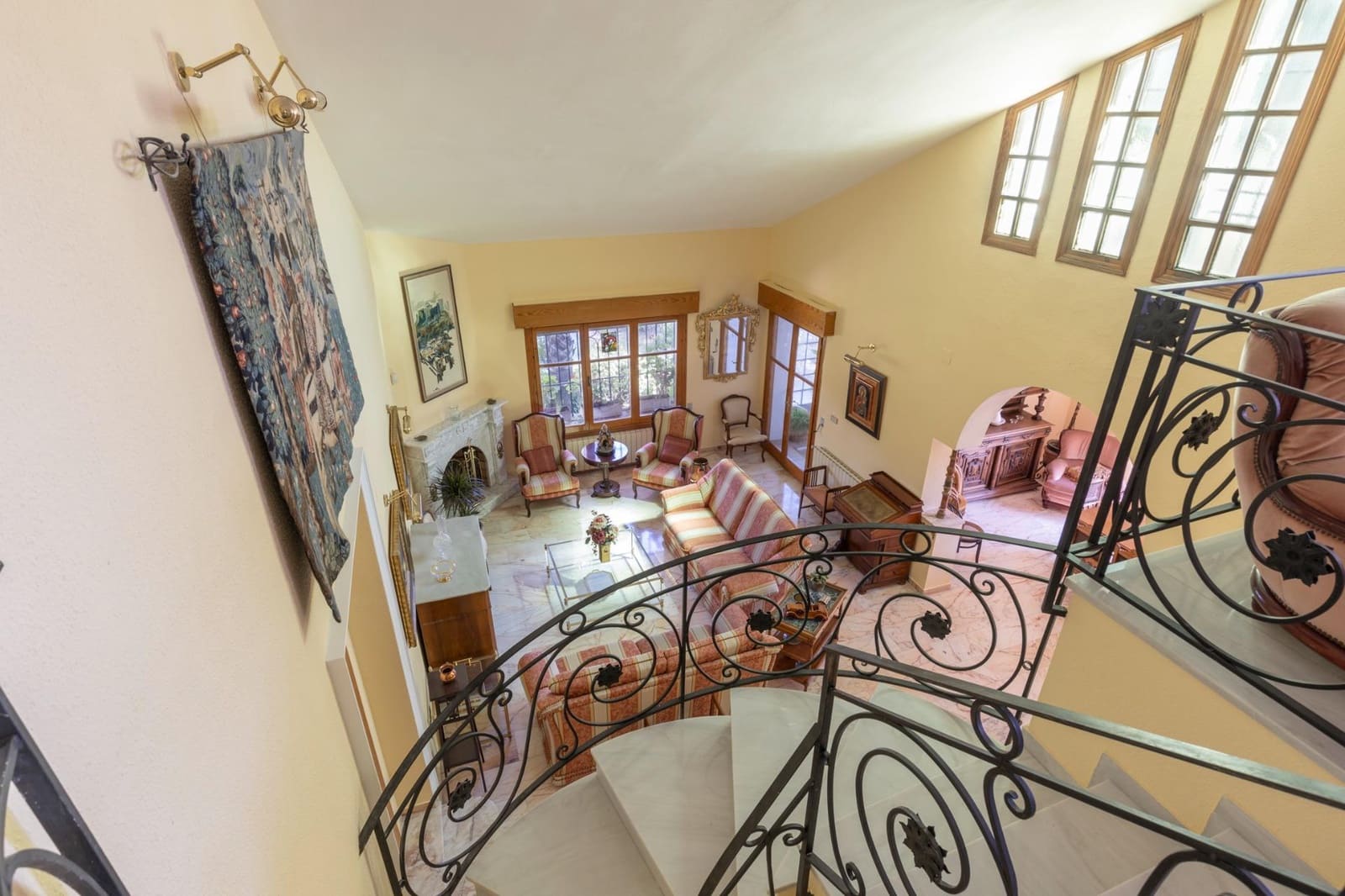 4 slaapkamer Villa te koop in Albolote met zwembad garage - € 650.000 (Ref: 8461979)