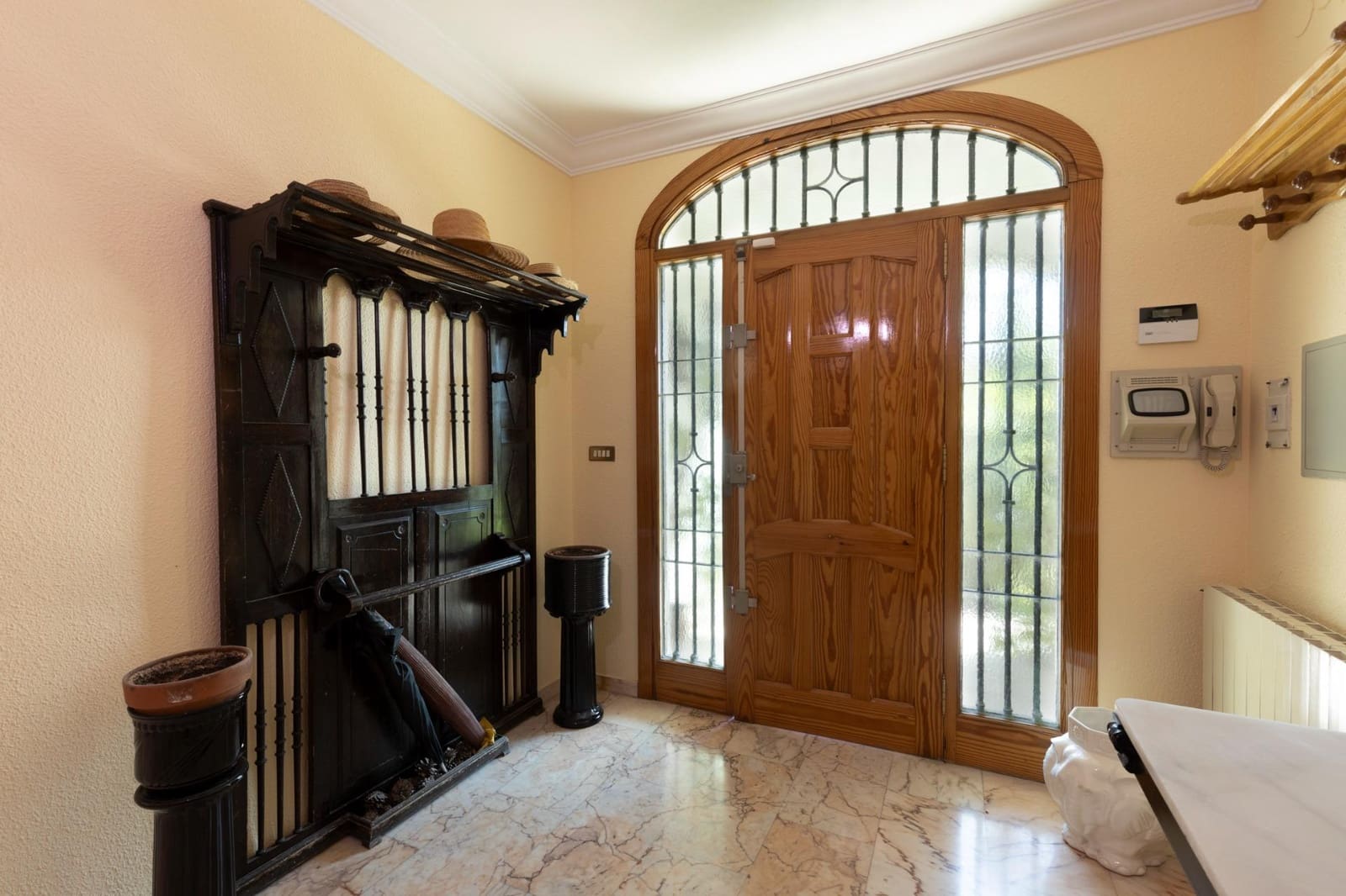 4 slaapkamer Villa te koop in Albolote met zwembad garage - € 650.000 (Ref: 8461979)