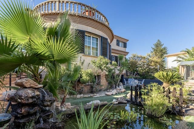 4 soveværelse Villa til salg i Iznalloz med swimmingpool garage - € 398.000 (Ref: 8536677)