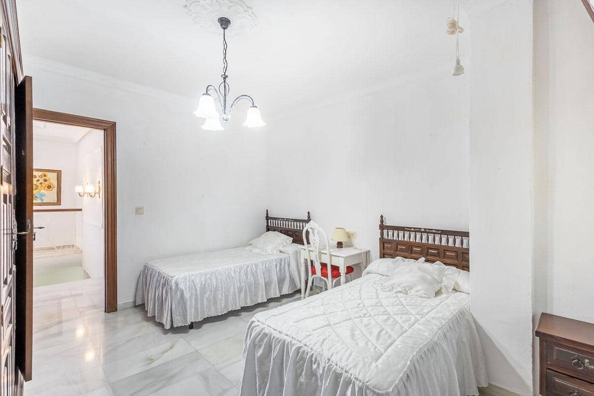 6 chambre Villa/Maison à vendre à Purullena avec garage - 249 000 € (Ref: 8536679)