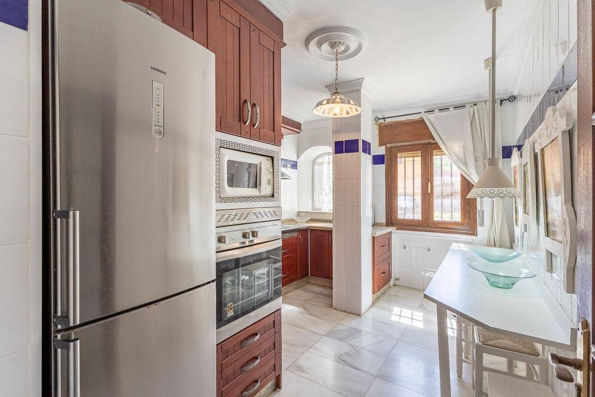 6 chambre Villa/Maison à vendre à Purullena avec garage - 249 000 € (Ref: 8536679)