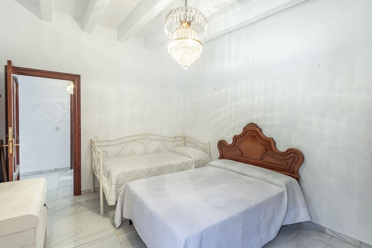 6 chambre Villa/Maison à vendre à Purullena avec garage - 249 000 € (Ref: 8536679)