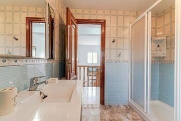 4 bedroom Villa for sale in Moraleda de Zafayona with pool garage - € 599,000 (Ref: 8574249)