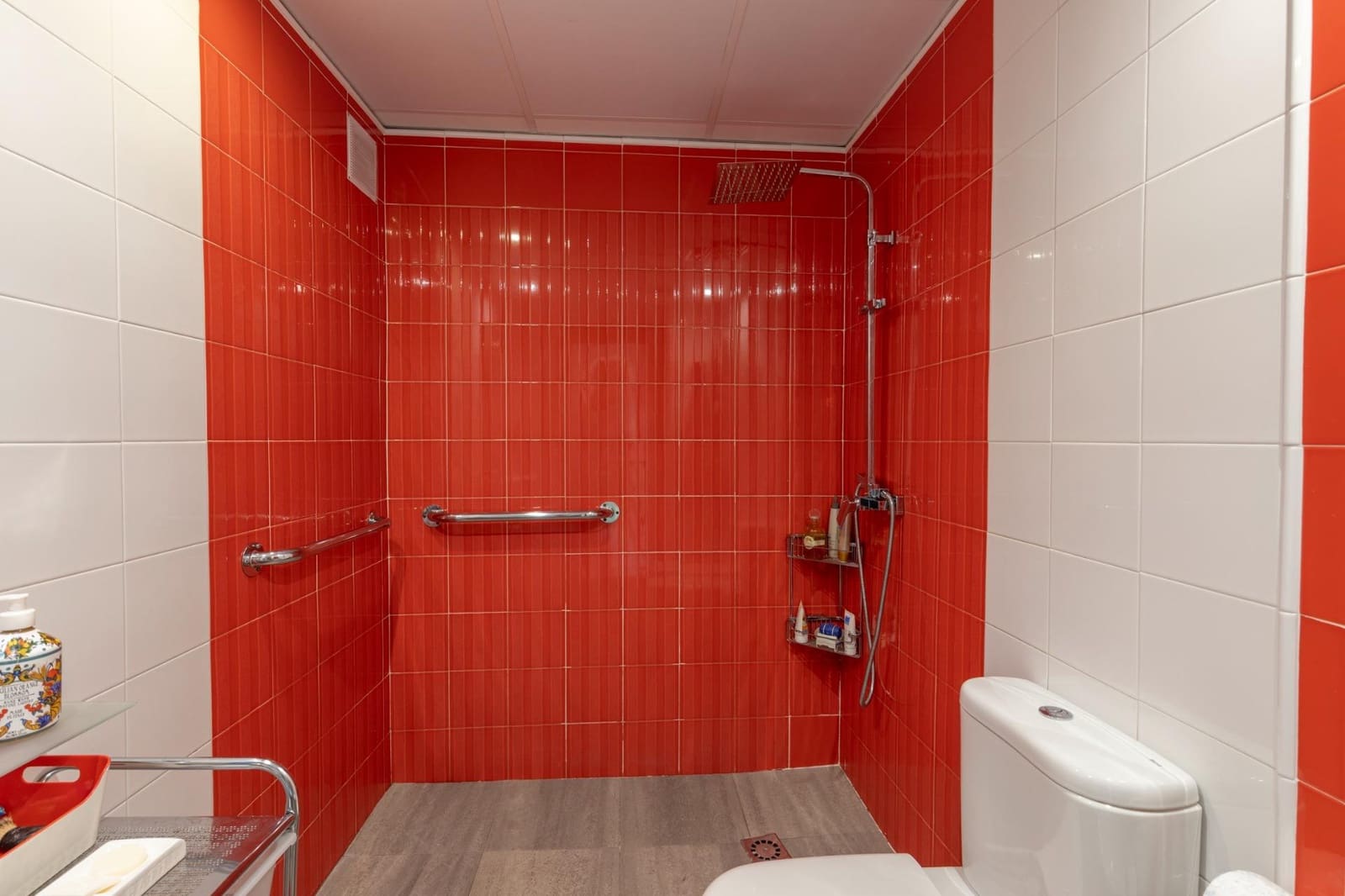 5 soveværelse Villa til salg i Granada by med swimmingpool garage - € 890.000 (Ref: 8588358)