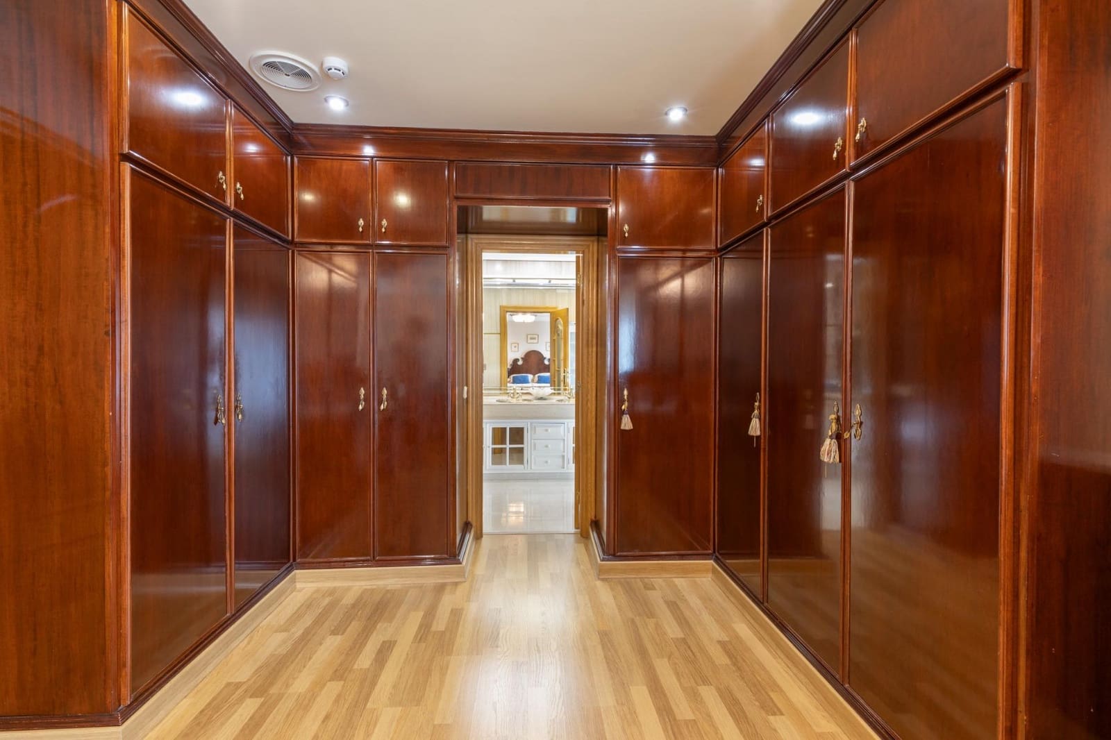 5 soveværelse Villa til salg i Granada by med swimmingpool garage - € 890.000 (Ref: 8588358)