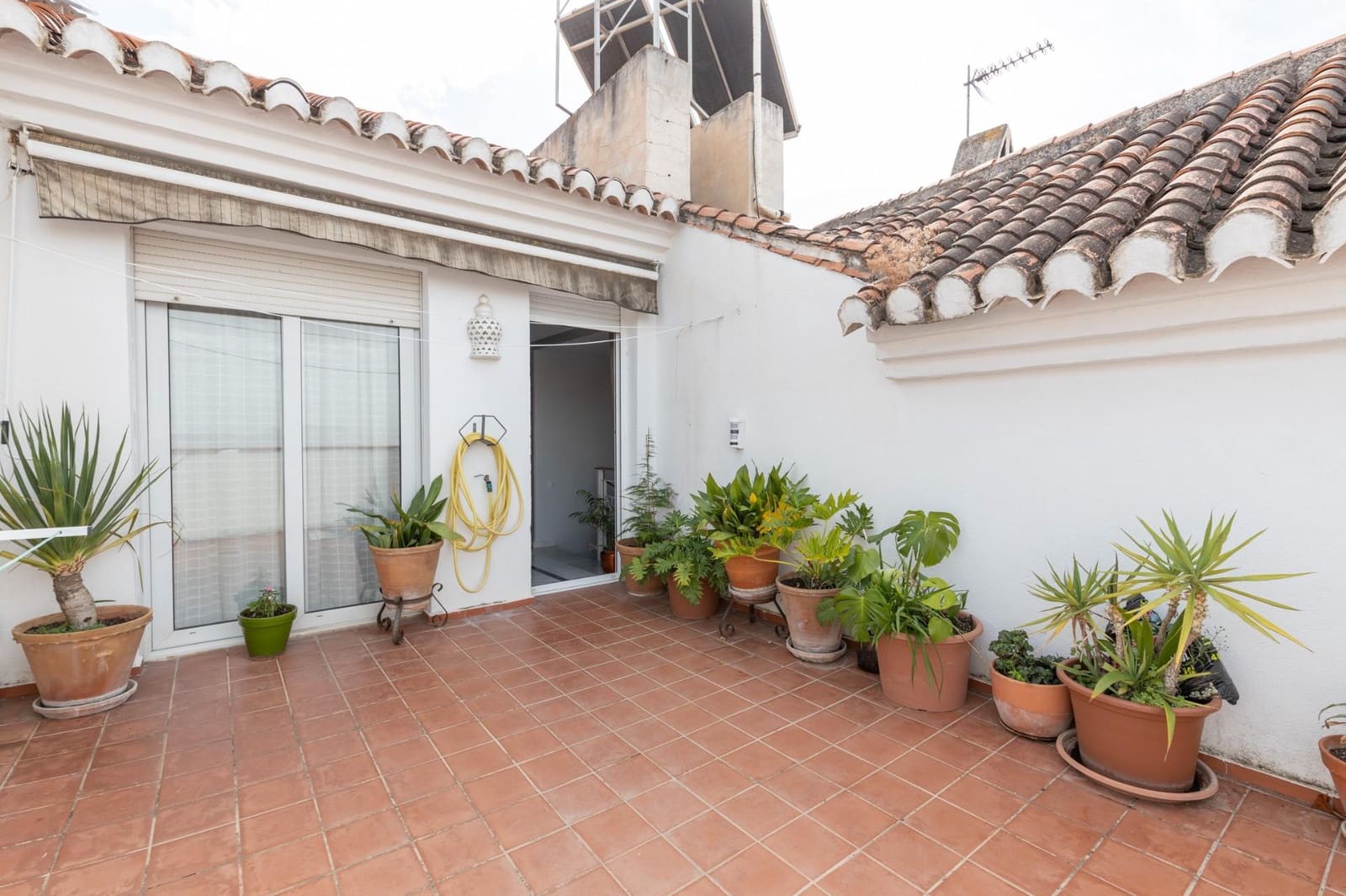 5 soveværelse Villa til salg i Granada by med swimmingpool garage - € 890.000 (Ref: 8588358)