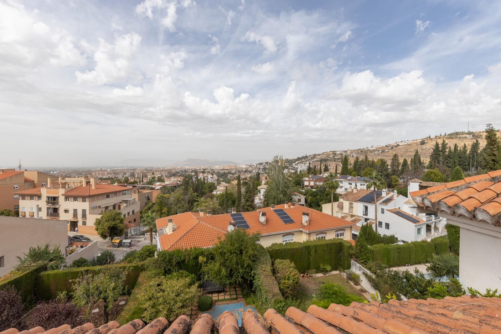 5 soveværelse Villa til salg i Granada by med swimmingpool garage - € 890.000 (Ref: 8588358)