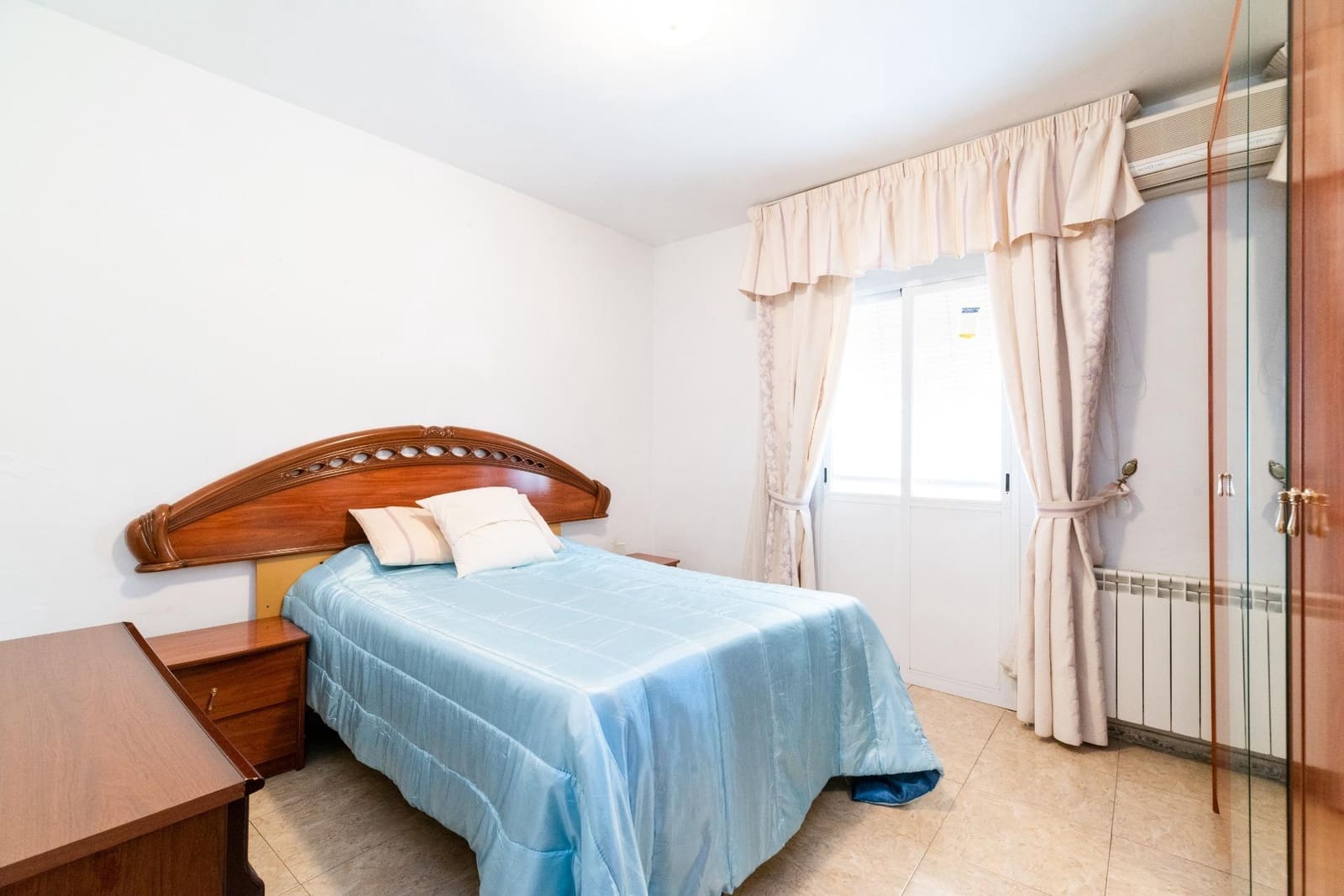 3 soveværelse Villa til salg i Olivares - € 100.000 (Ref: 8588359)