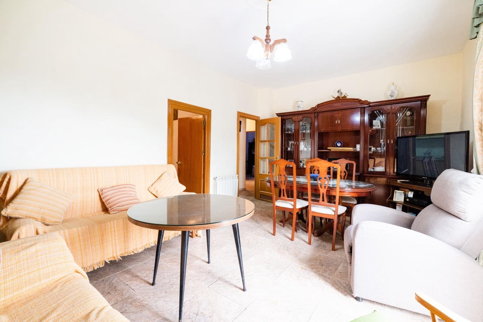 3 soveværelse Villa til salg i Olivares - € 100.000 (Ref: 8588359)