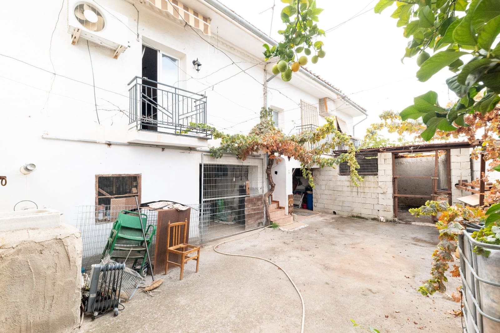 3 soveværelse Villa til salg i Olivares - € 100.000 (Ref: 8588359)