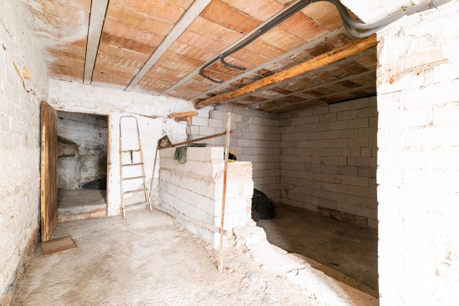 3 soveværelse Villa til salg i Olivares - € 100.000 (Ref: 8588359)