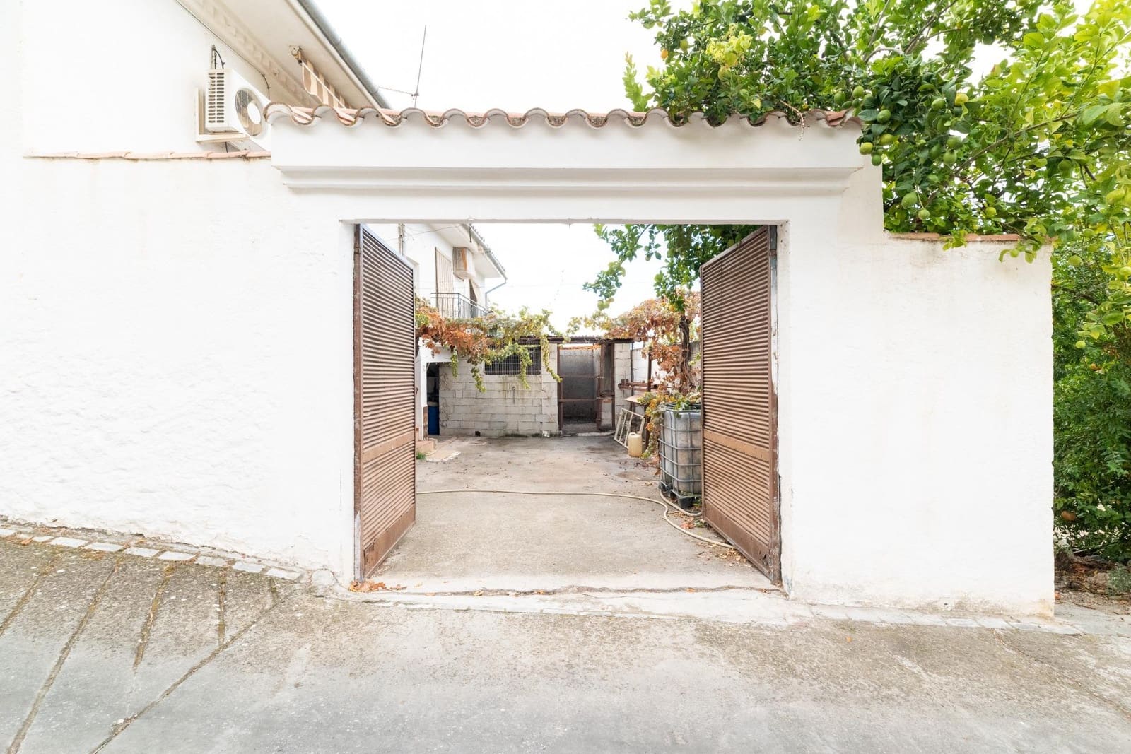 3 soveværelse Villa til salg i Olivares - € 100.000 (Ref: 8588359)