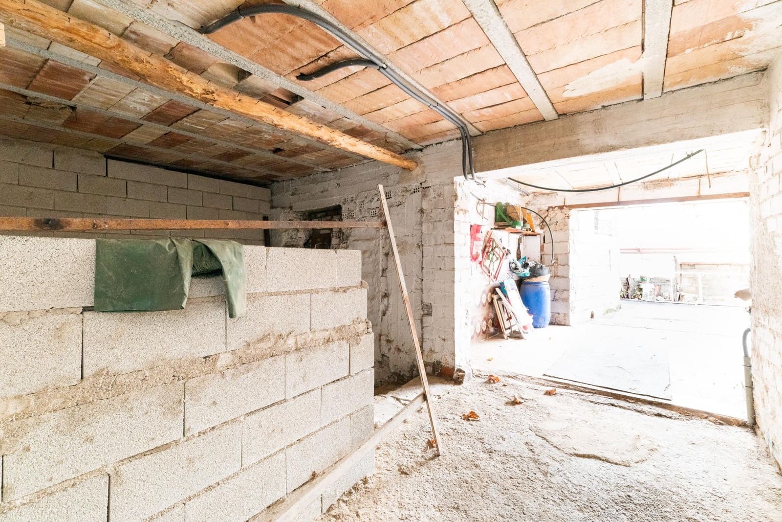 3 soveværelse Villa til salg i Olivares - € 100.000 (Ref: 8588359)