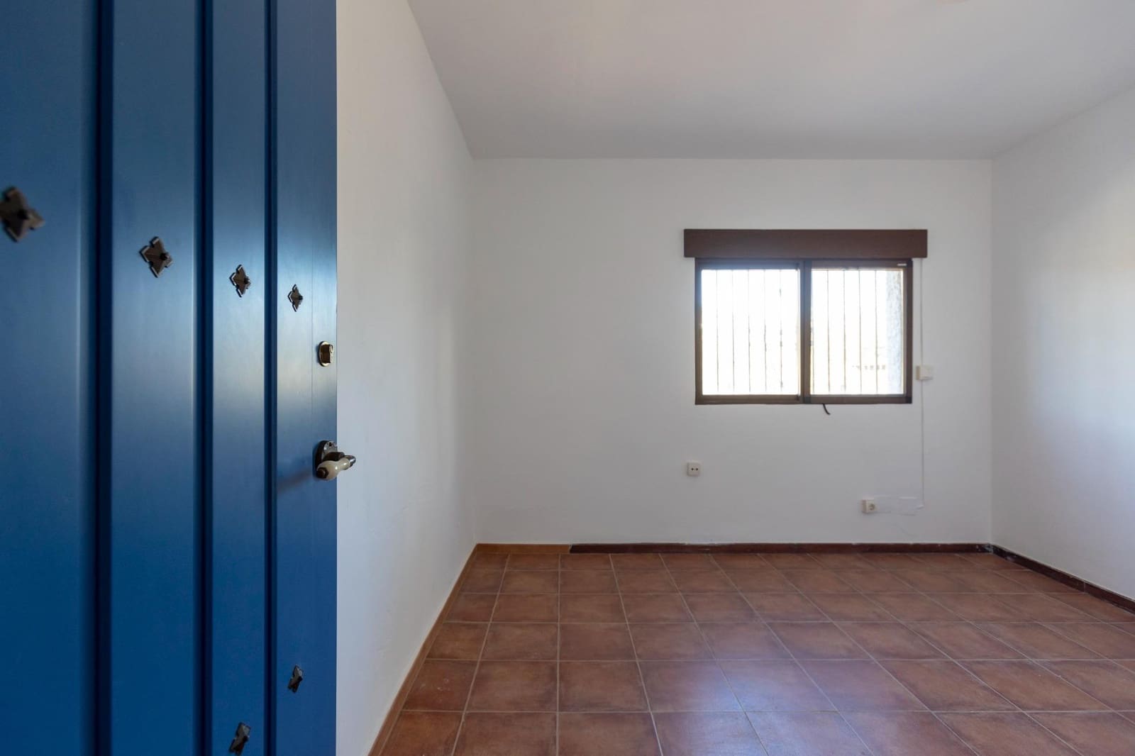 8 bedroom Villa for sale in Almunecar with pool garage - € 1,250,000 (Ref: 8595056)