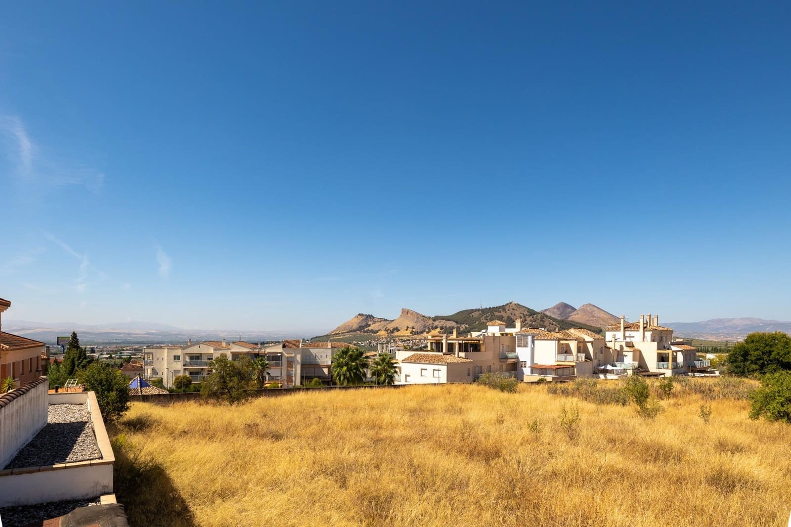 4 bedroom Terraced Villa for sale in Albolote with pool garage - € 435,000 (Ref: 8599703)