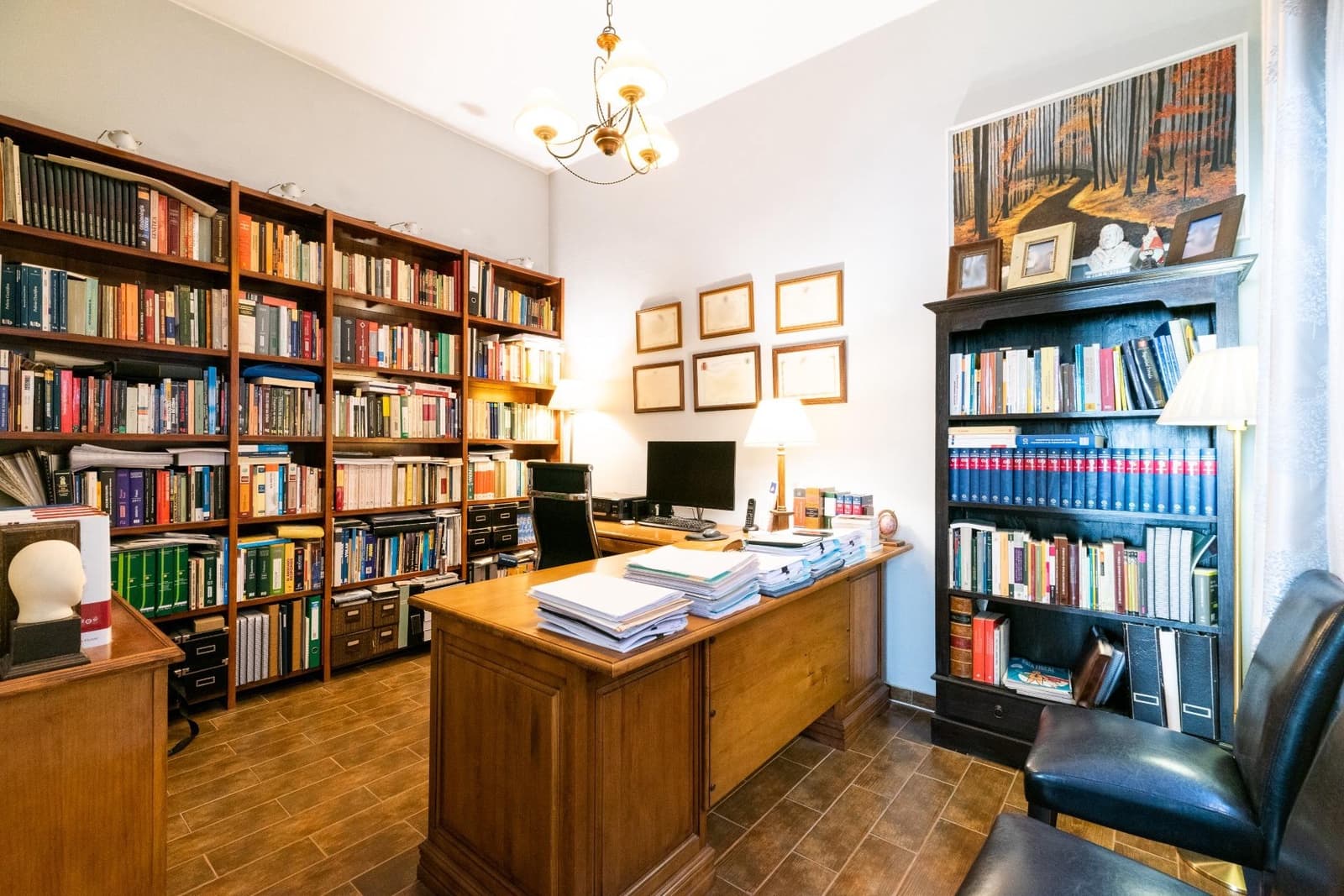 4 bedroom Villa for sale in Granada city with garage - € 319,900 (Ref: 8630287)