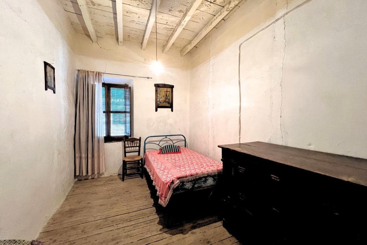 4 soveværelse Villa til salg i Arenas del Rey - € 45.000 (Ref: 8637100)