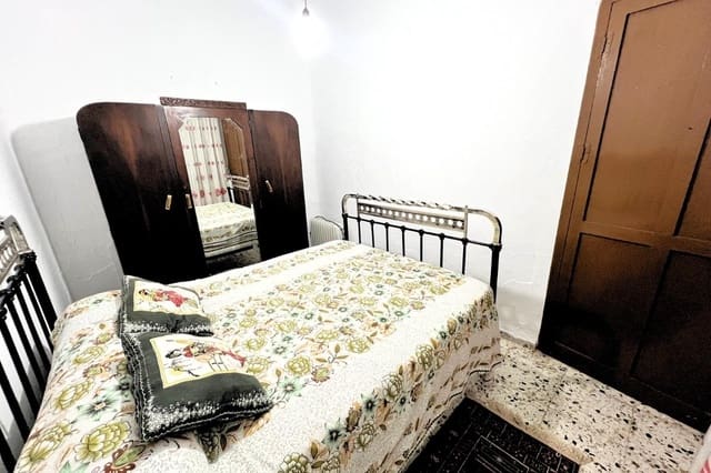 4 soveværelse Villa til salg i Arenas del Rey - € 45.000 (Ref: 8637100)