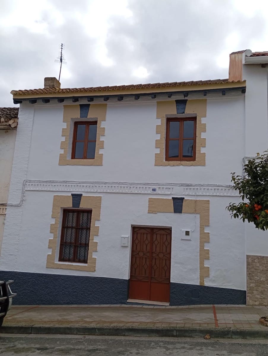 4 soveværelse Villa til salg i Arenas del Rey - € 45.000 (Ref: 8637100)