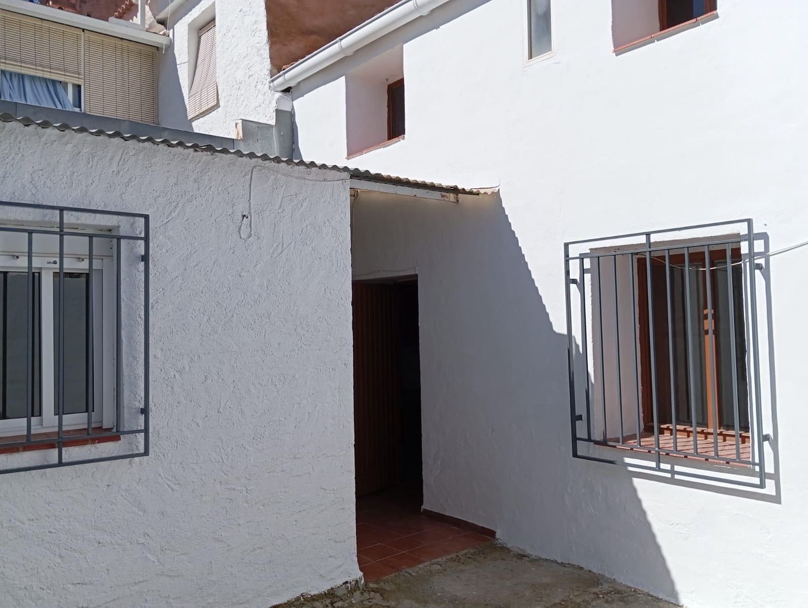 4 soveværelse Villa til salg i Arenas del Rey - € 45.000 (Ref: 8637100)