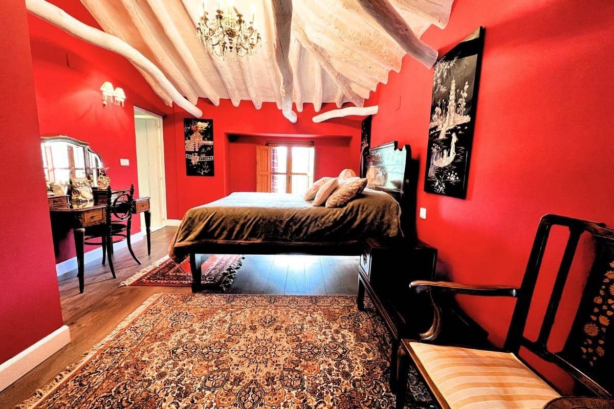 4 soveværelse Villa til salg i Huetor Tajar - € 275.000 (Ref: 8655010)