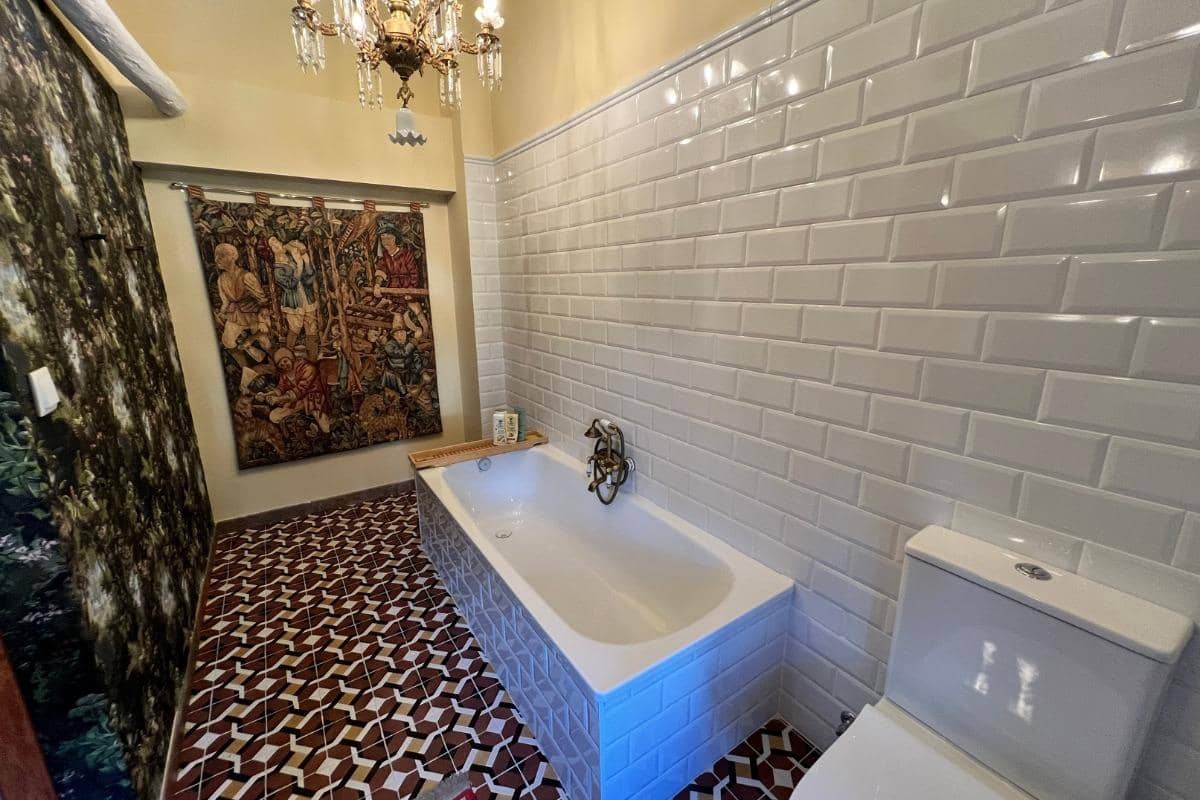 4 soveværelse Villa til salg i Huetor Tajar - € 275.000 (Ref: 8655010)