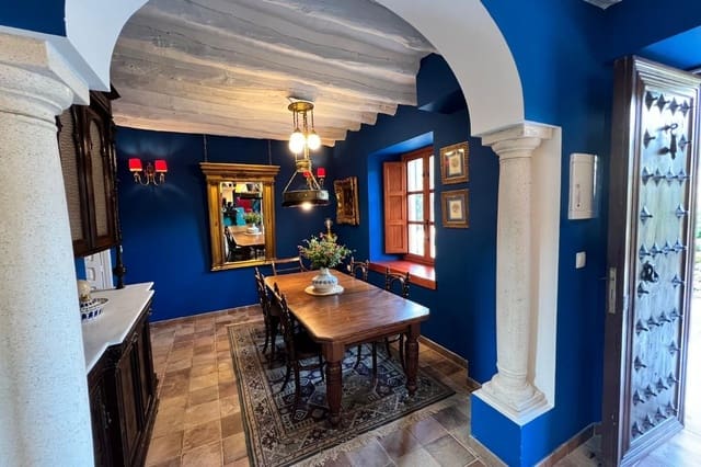 4 soveværelse Villa til salg i Huétor Tájar - € 275.000 (Ref: 8655010)