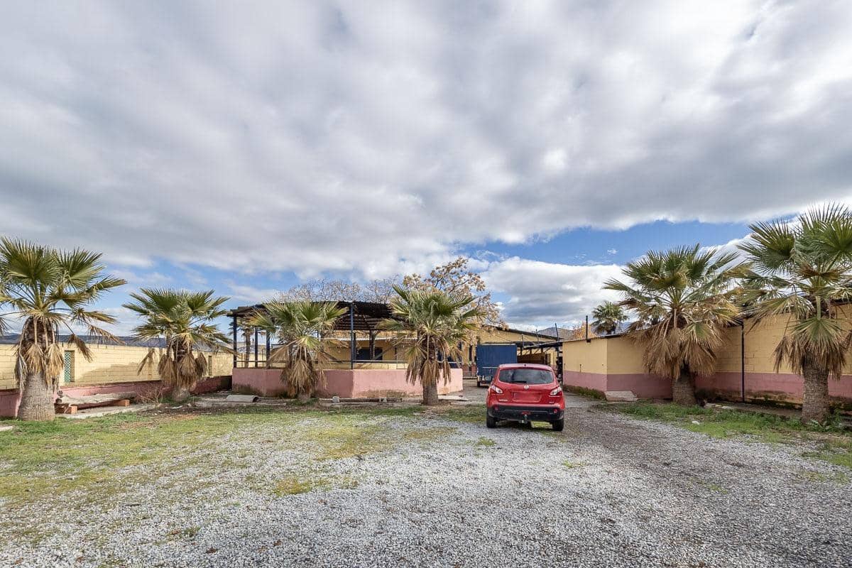 4 makuuhuone Huvila myytävänä paikassa La Zubia mukana 
autotalli - 795 000 € (Ref: 8716181)