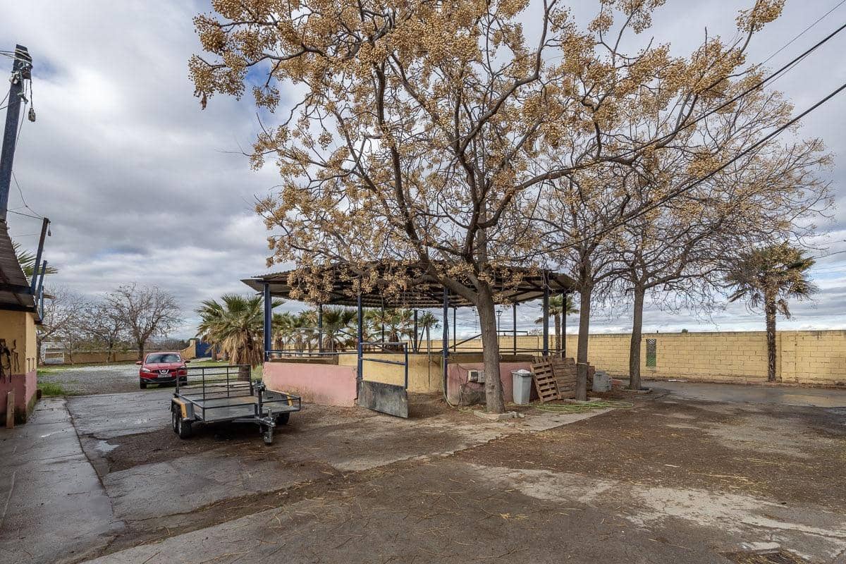 4 makuuhuone Huvila myytävänä paikassa La Zubia mukana 
autotalli - 795 000 € (Ref: 8716181)