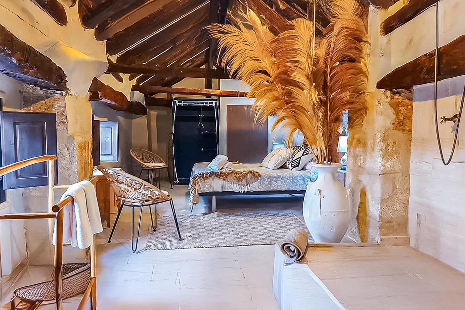 6 bedroom Commercial for sale in Alcala la Real with pool garage - € 550,000 (Ref: 8747749)