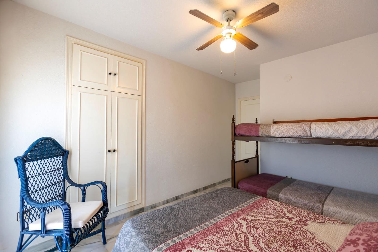 4 sovrum Takvåning till salu i Calahonda med pool garage - 290 000 € (Ref: 8802962)