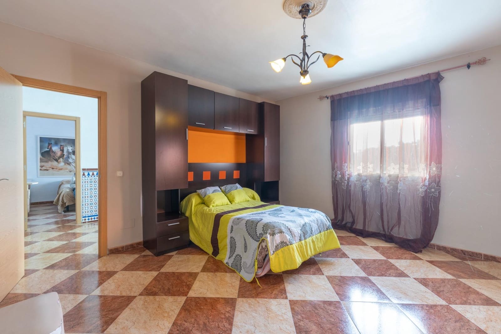 4 bedroom Villa for sale in Illora with garage - € 160,000 (Ref: 8851454)