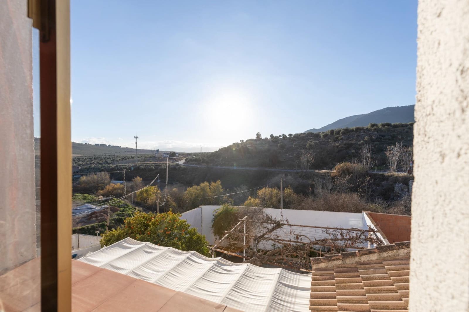 4 bedroom Villa for sale in Illora with garage - € 160,000 (Ref: 8851454)