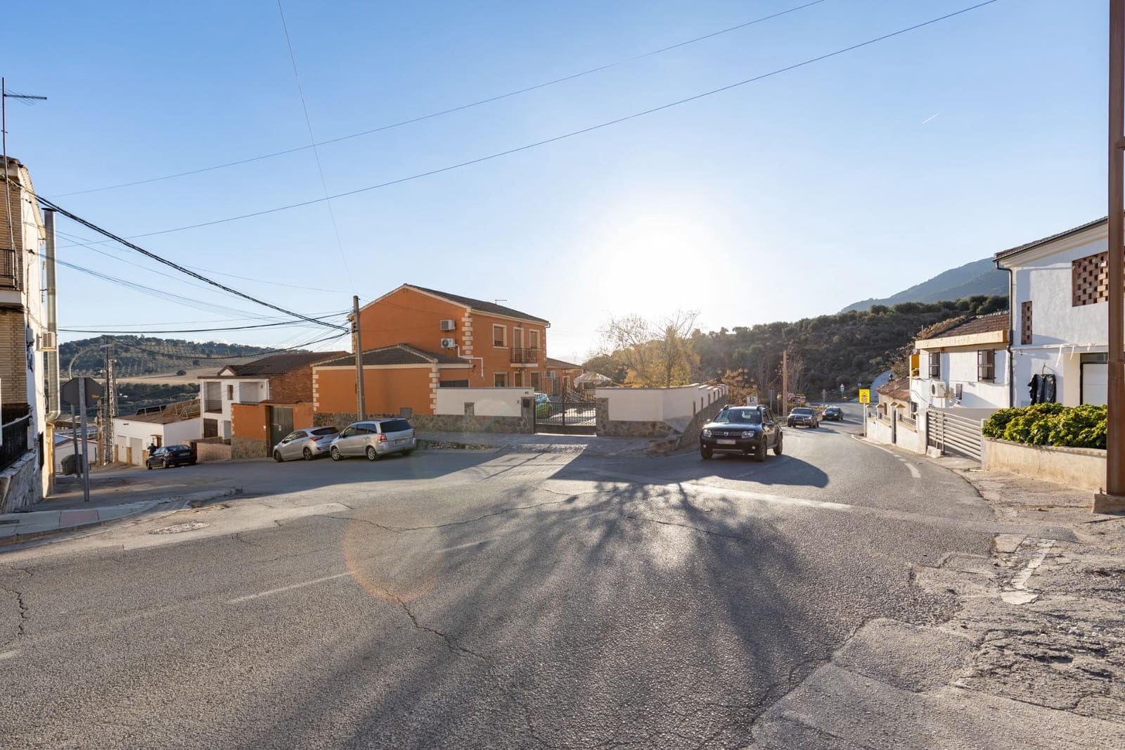 4 bedroom Villa for sale in Illora with garage - € 160,000 (Ref: 8851454)