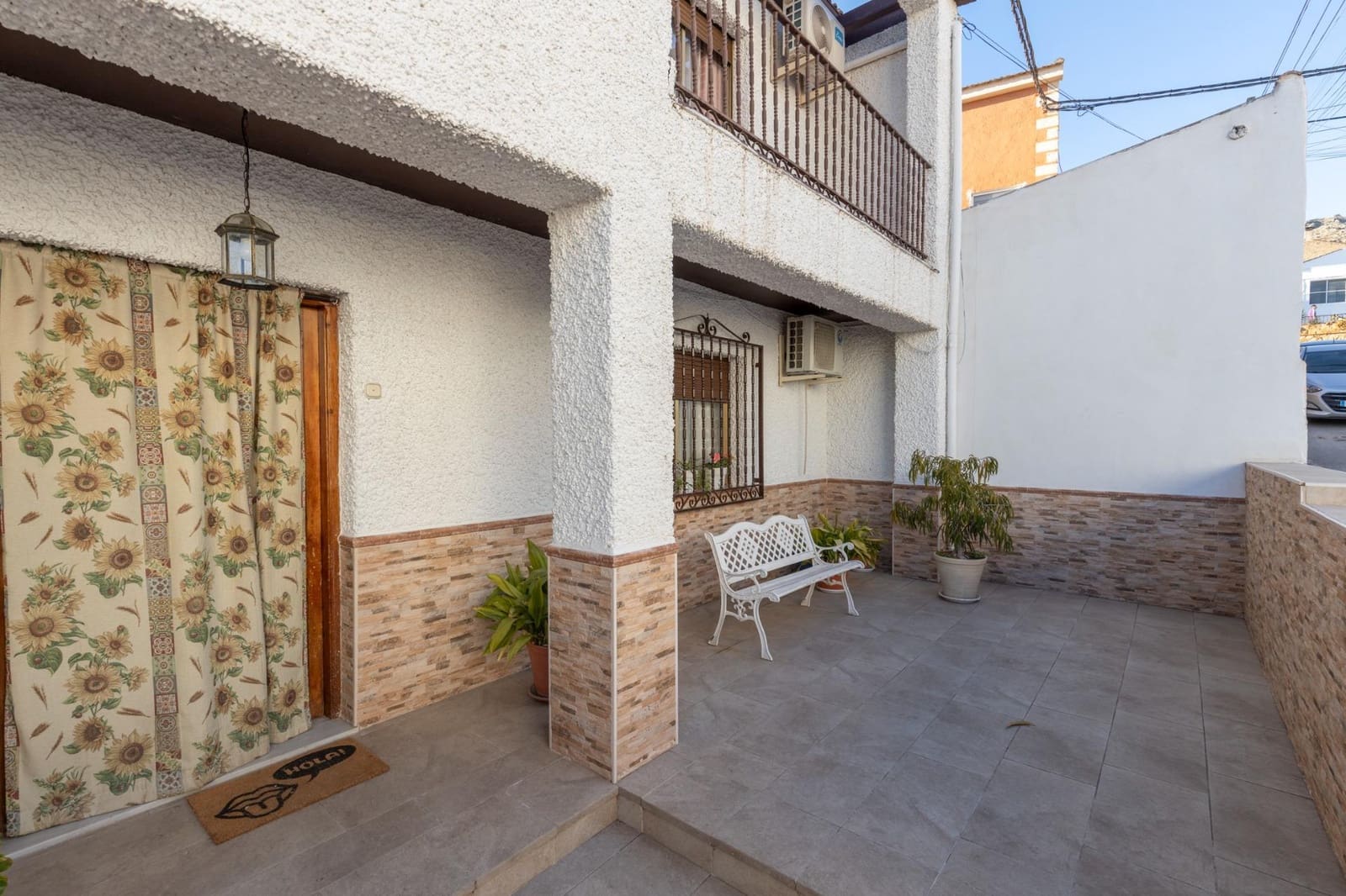 4 bedroom Villa for sale in Illora with garage - € 160,000 (Ref: 8851454)