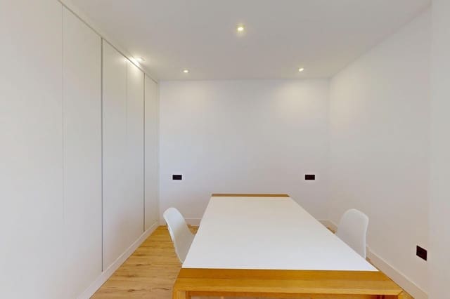 2 soveværelse Lejlighed til salg i La Malagueta, Málaga by med garage - € 790.000 (Ref: 8886082)