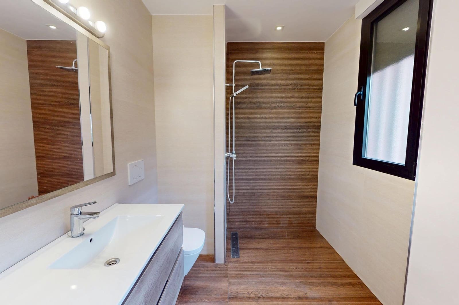 2 makuuhuone Huoneisto myytävänä paikassa Malaga kaupunki mukana 
autotalli - 790 000 € (Ref: 8886082)