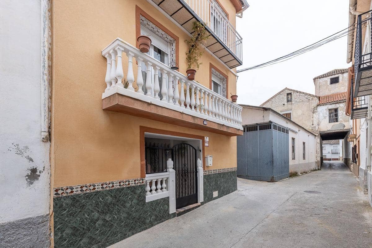 4 bedroom Villa for sale in Jayena - € 80,000 (Ref: 8886083)